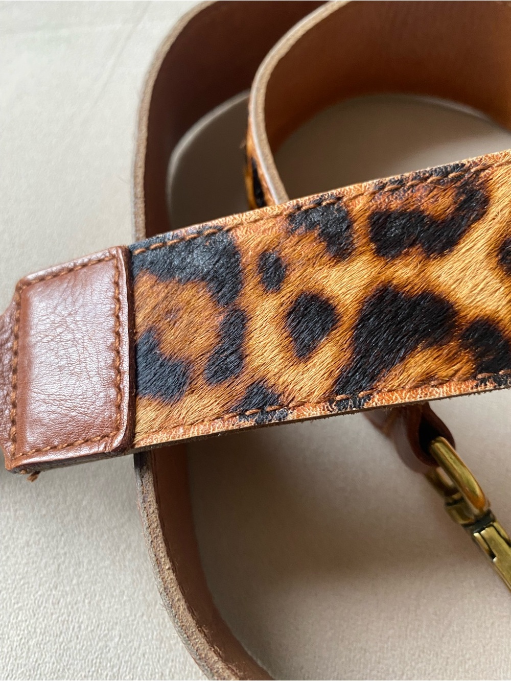 Reversible Leopard Print Leather Bag Strap - Picture 3 of 4